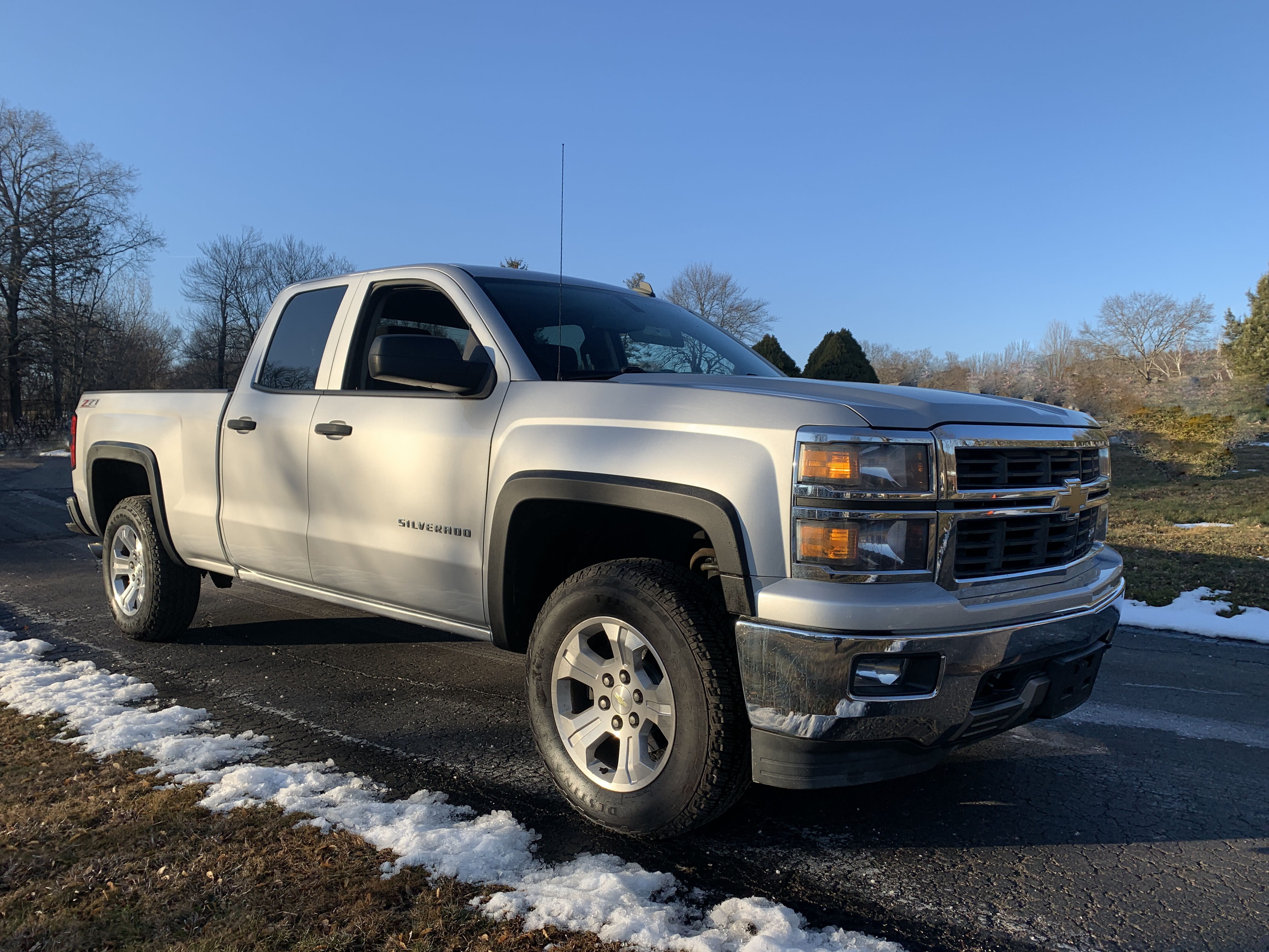 2014 Chevrolet Silverado 5.3L 1500K Z71 4 Door 4WD One Owner with Remote Starter with 120K - New Firestone Destination Tires, New Front and Rear Rotors, New pads, New rear calipers, New Front Springs, New Rear Shocks, New Rhino Bed Liner, Trailer Equipment Package — photo 24